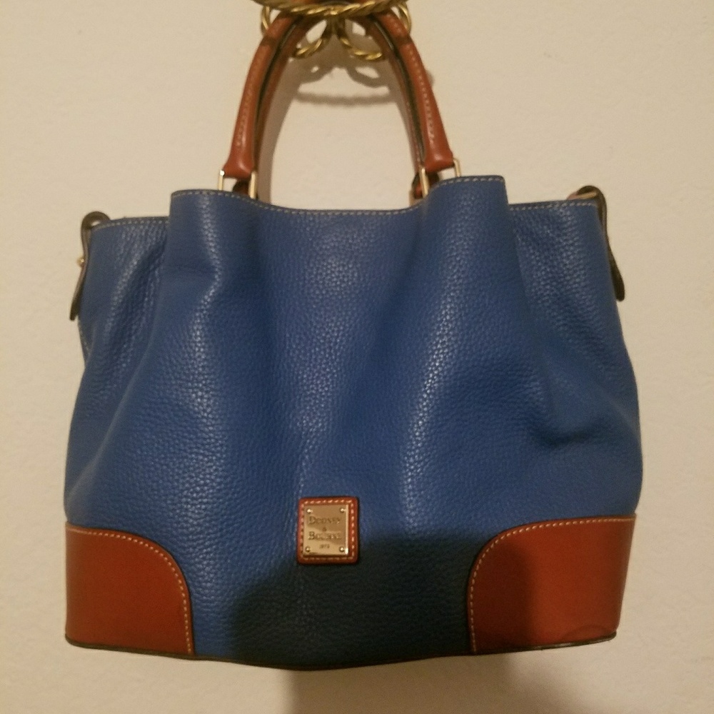 Dooney & Bourke